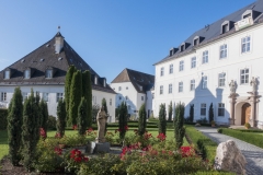 C_Chor_0919_Klosterinnenhof_1824